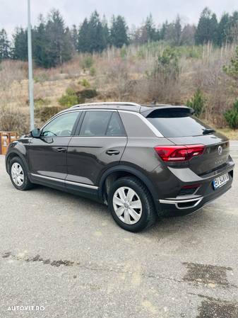 Volkswagen T-ROC 2.0 TDI DSG Sport - 2