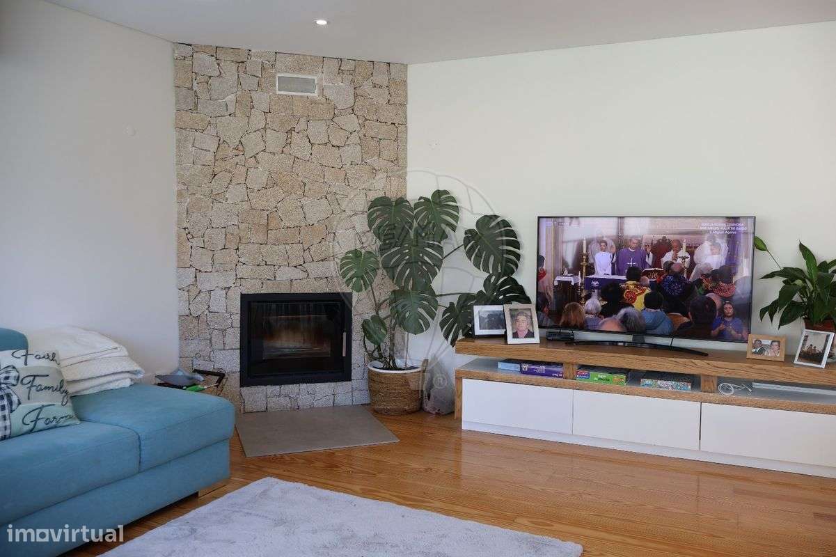 Moradia T4 para venda-14