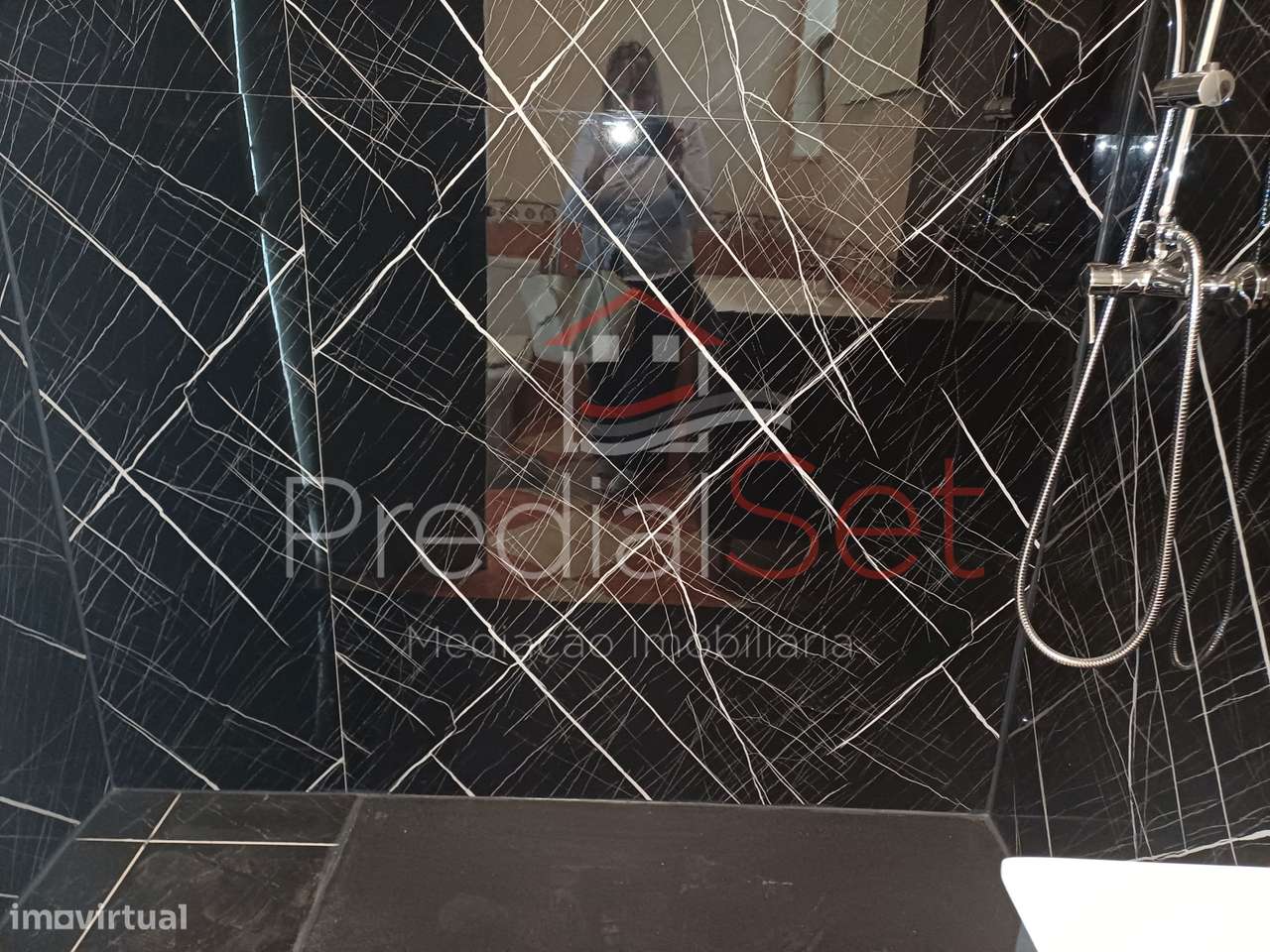Apartamento T4  em Monte Belo Norte -Setúbal-17