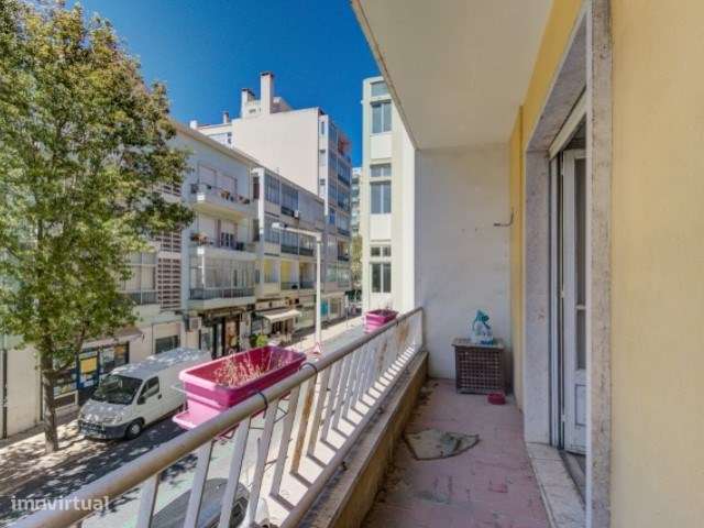 Apartamento T2 em Alvalade – Investimento com Potencial de Valorização - Grande imagem: 3/6