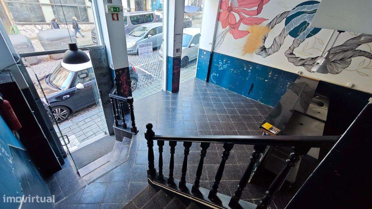 Loja p/Restauração - 70m2 - Rua Alferes Malheiro - A estação da Tri... - Grande imagem: 3/16