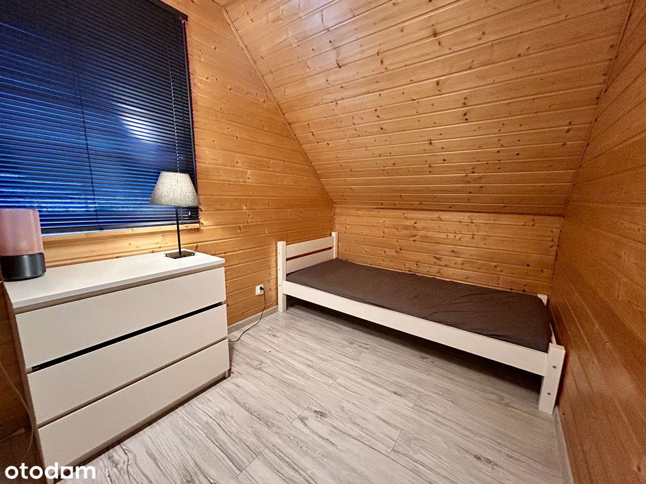 Dom nad morzem - fotowoltaika, umeblowany-8