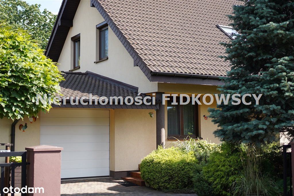 Dom, 200 m², Luboszyce