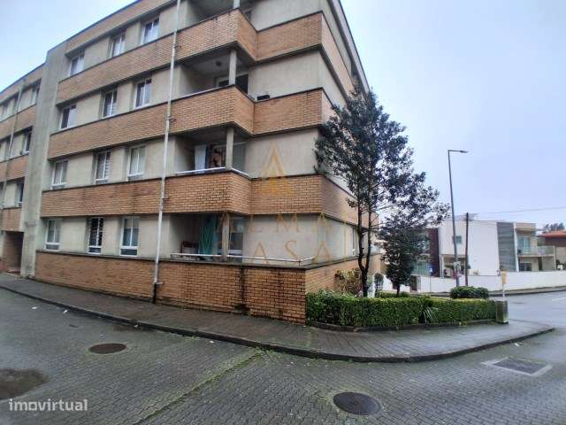 Apartamento T3 Remodelado - em Baguim do Monte-18