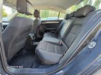 Volkswagen Passat 2.0 TDI DSG Comfortline - 11