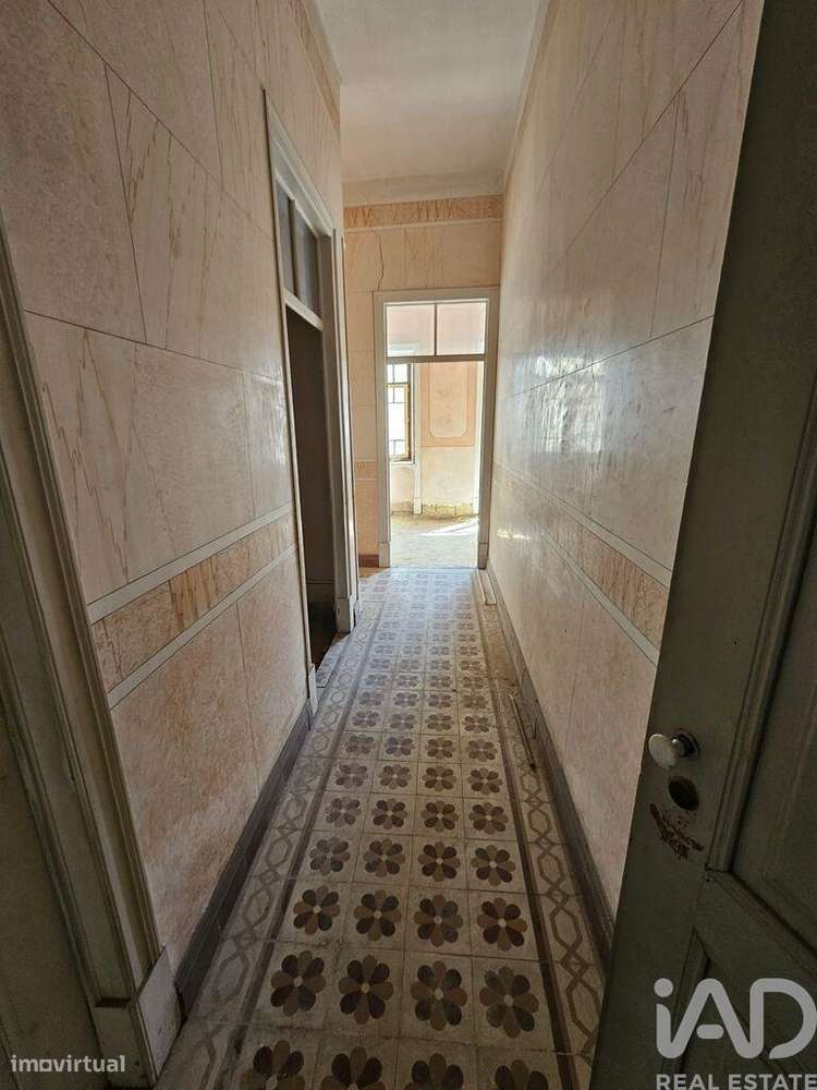 Prédio T6 em Faro (Sé e São Pedro) de 460,00 m2 - Grande imagem: 4/27