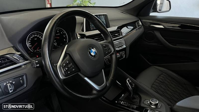 BMW X1 18 d sDrive Auto Line Sport - 10