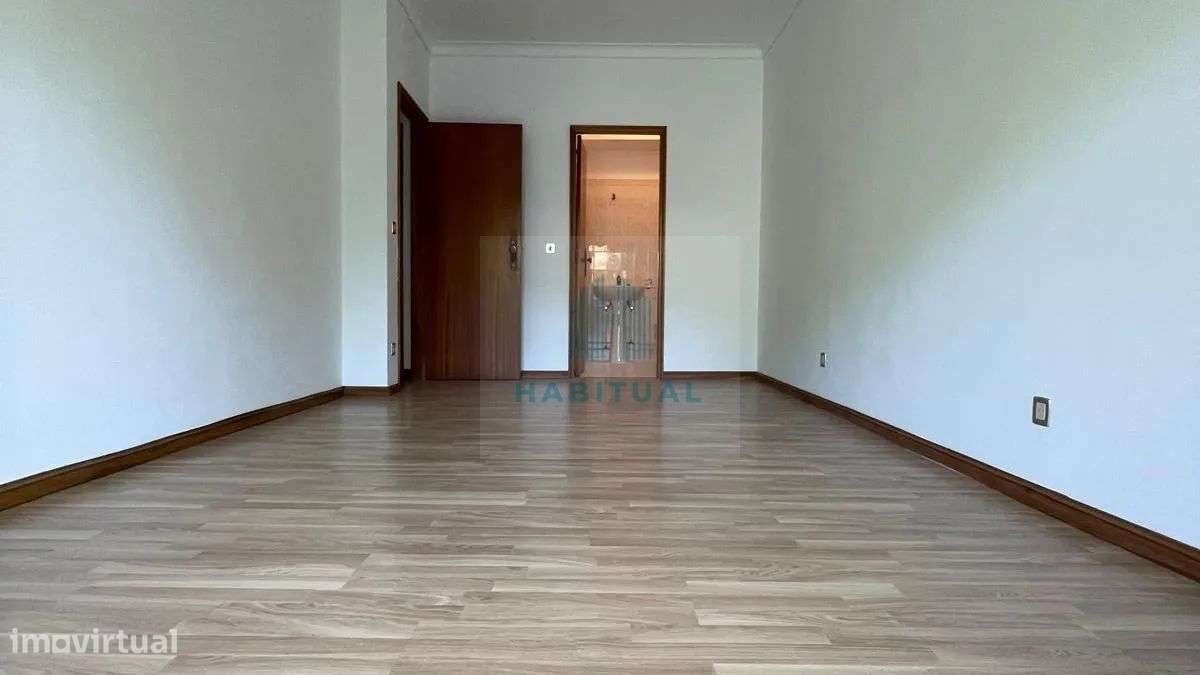 APARTAMENTO T3 NA ABELHEIRA  COM VISTAS PARA O RIO - Grande imagem: 4/35