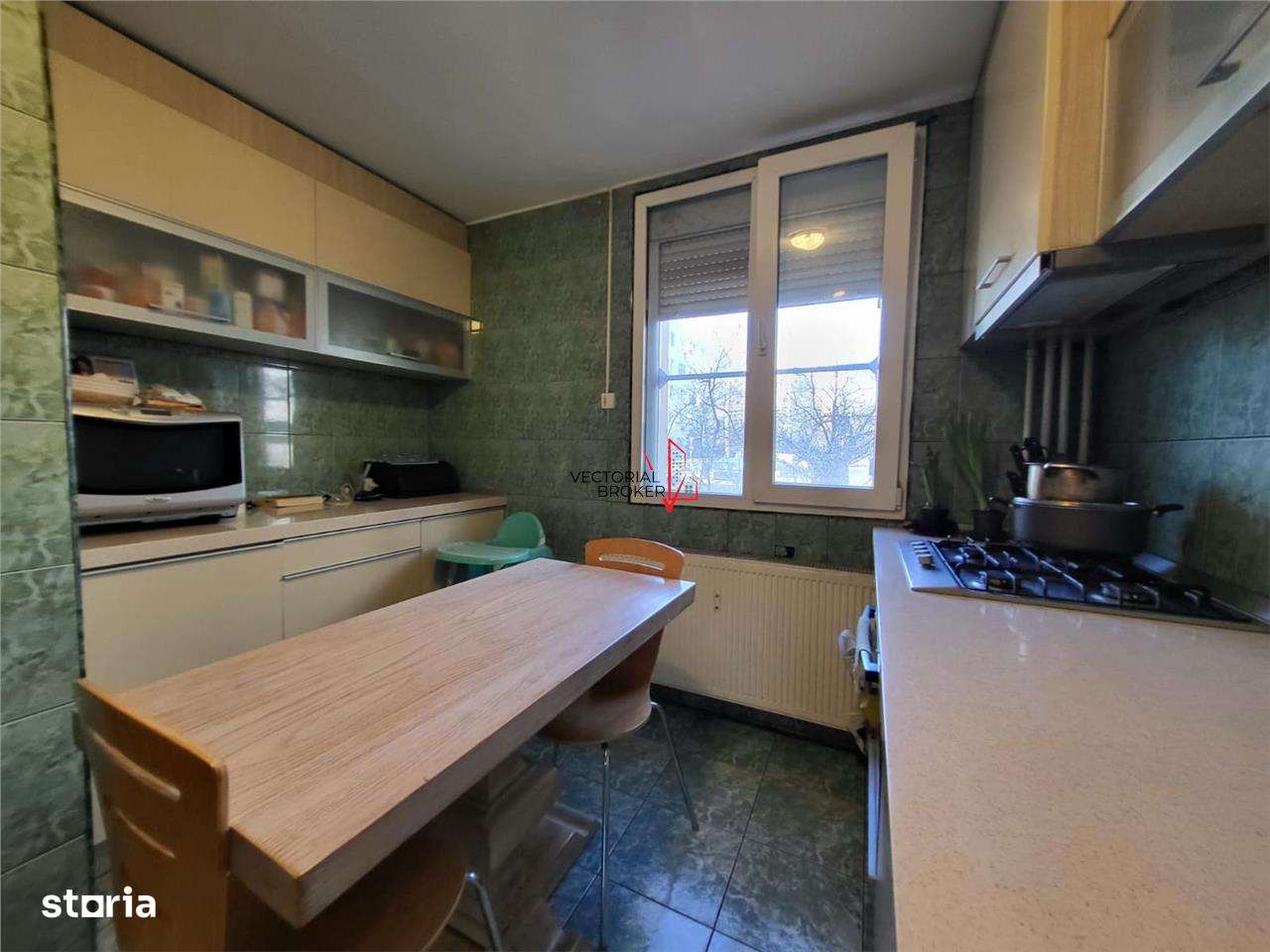 3 CAMERE  ZONA VERDE  PARCARE SI BOXA-7