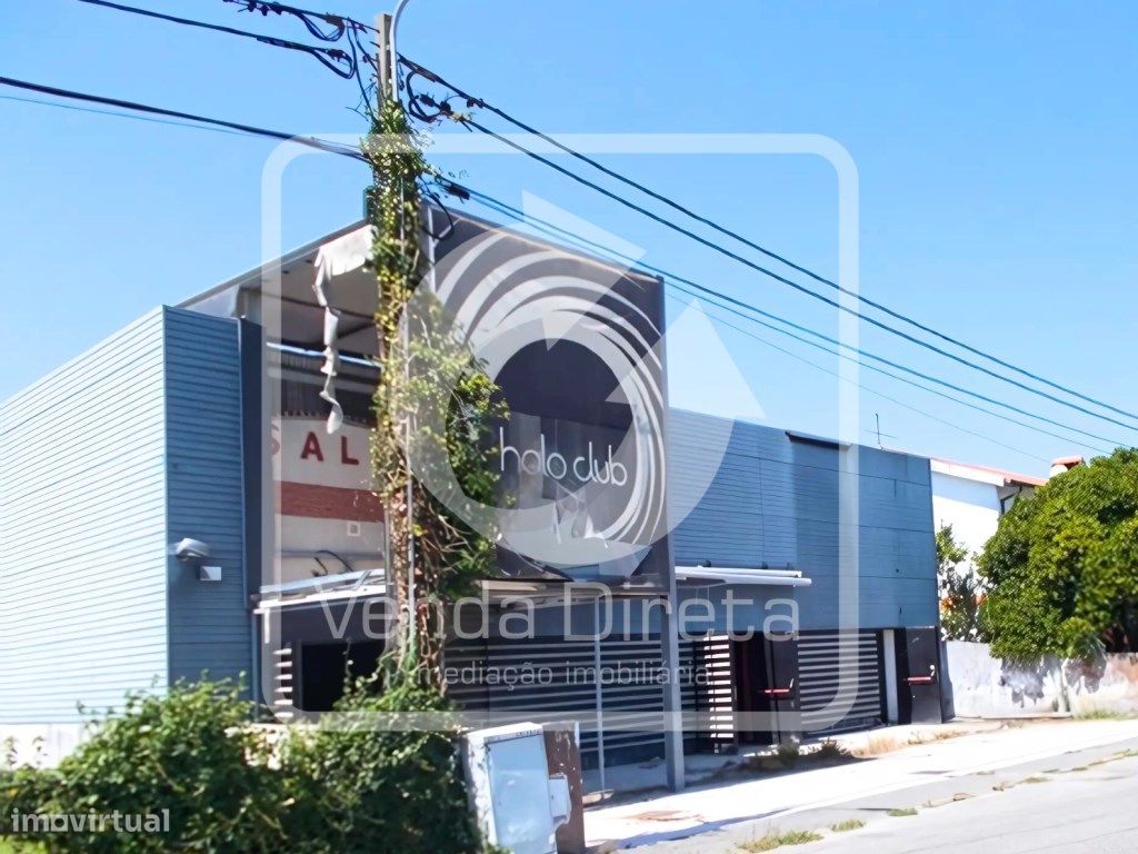 Loja com 784 m², perto à Cerâmica de Quintãs, Oliveirinha. Aveiro. ... - Grande imagem: 1/13