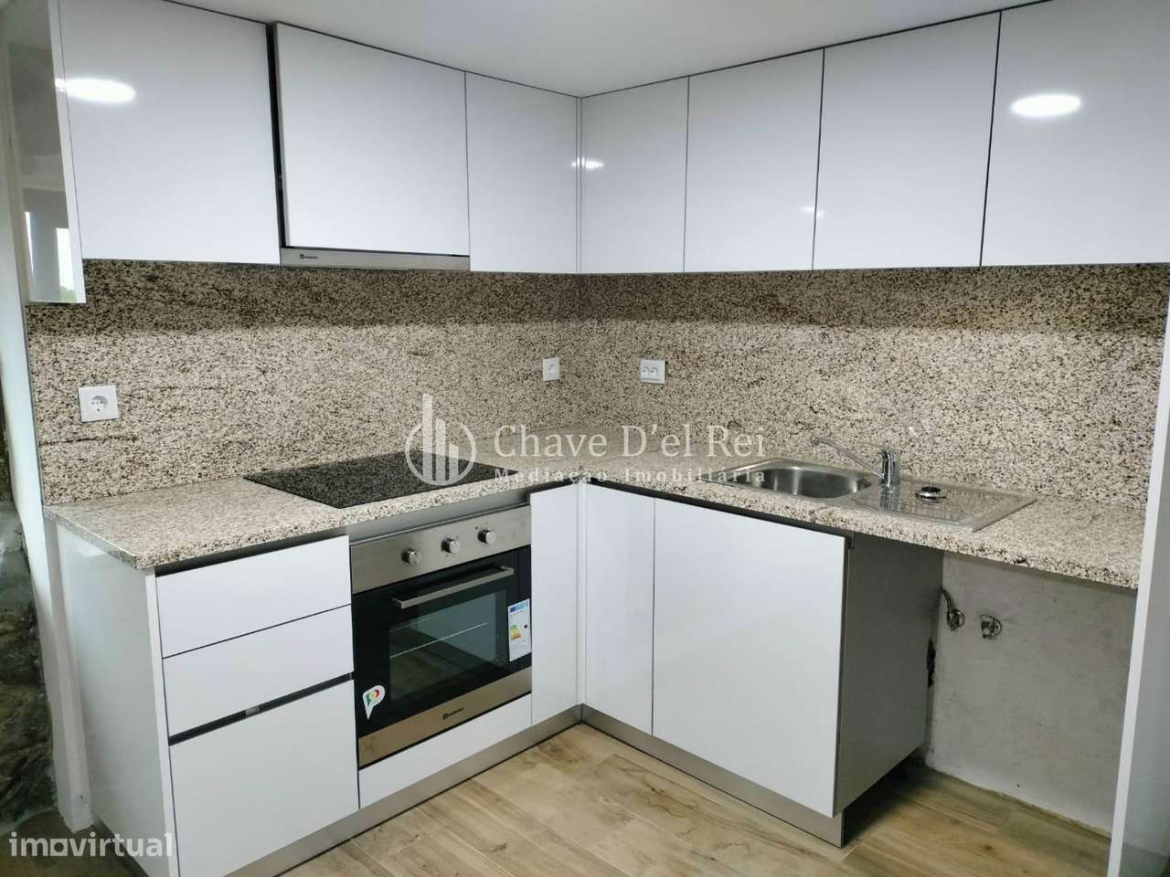 Moradia em Banda T3 Arrendamento em Mangualde, Mesquitela e Cunha Alta - Grande imagem: 3/18