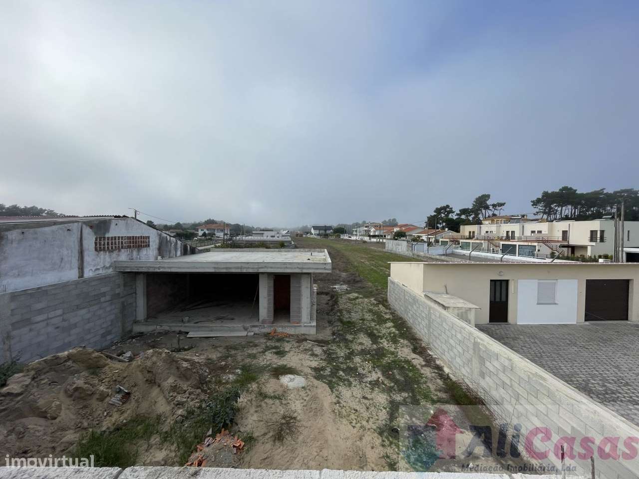 Excelente Vivenda 4 Frts C/solário Vista P/Ria-25