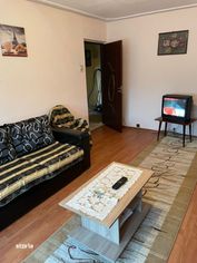 Apartament 2camere decomandate cu centrala Rovine