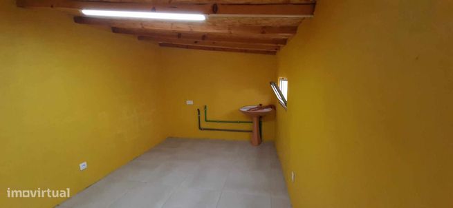 Moradia T3 c/ Anexo e Terraço, toda reabilitada - Campanhã (Dragão)-11