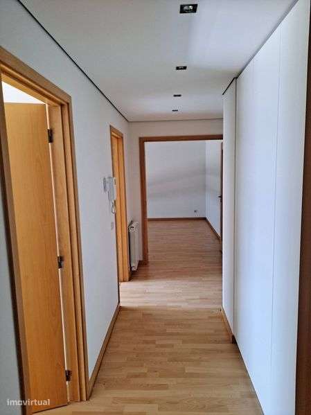 Arrendo Apartamento - Grande imagem: 5/8