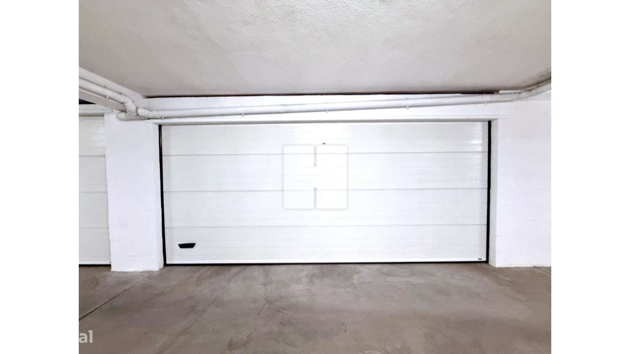 Apartamento T3 c/ Garagem Dupla-38