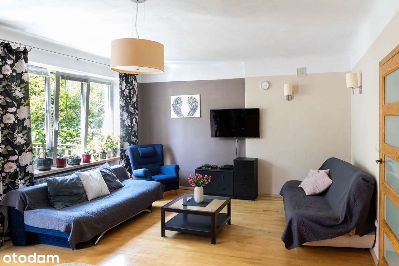 Dom w Piastowie 850 metrów od stacji PKP - trzy miejsca postojowe.-8