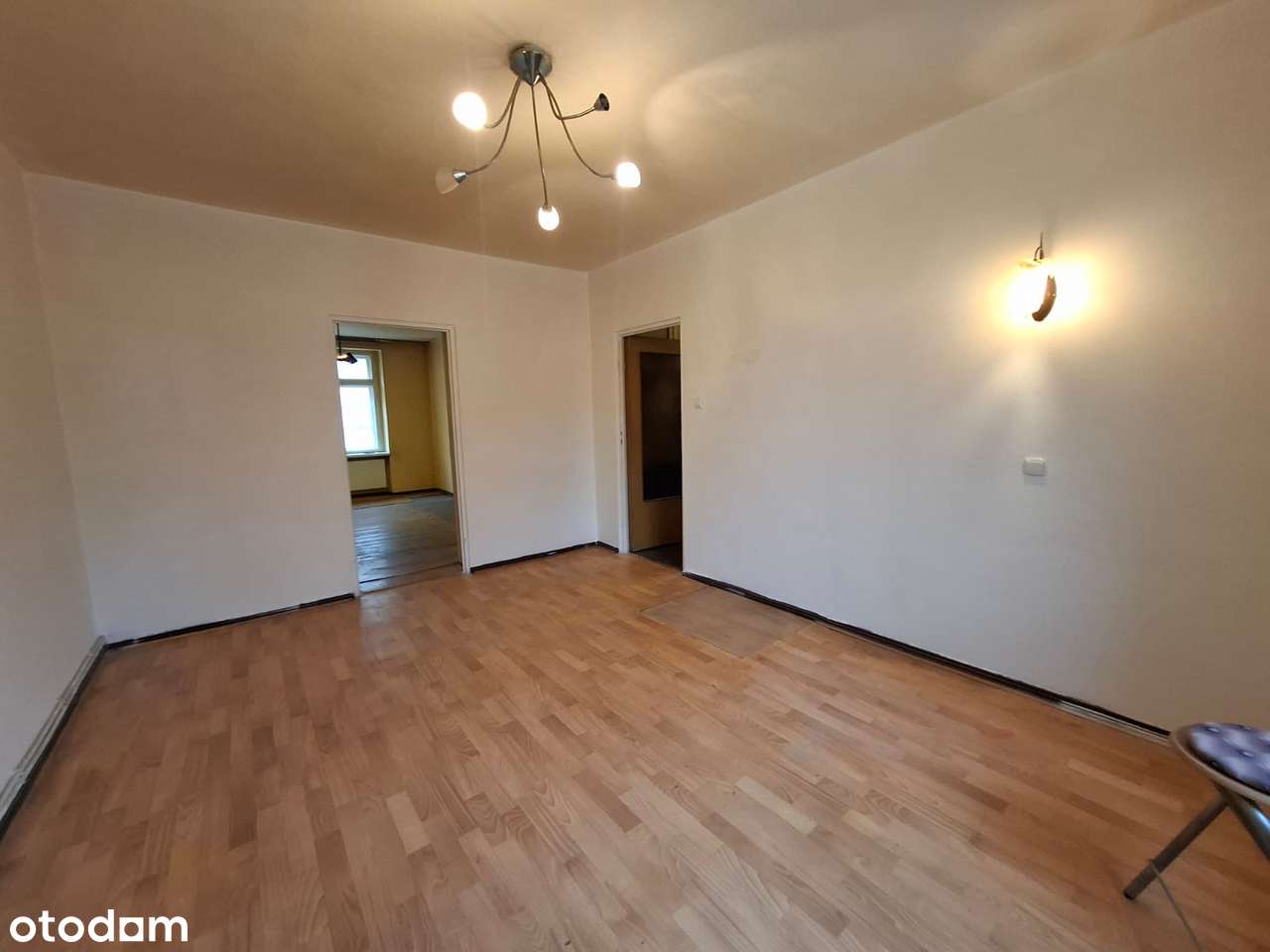 OKAZJA!Mieszanie 2pok,ogrzewanie miejskie, I piętro- jako inwestycja - Pełny obrazek: 1/16