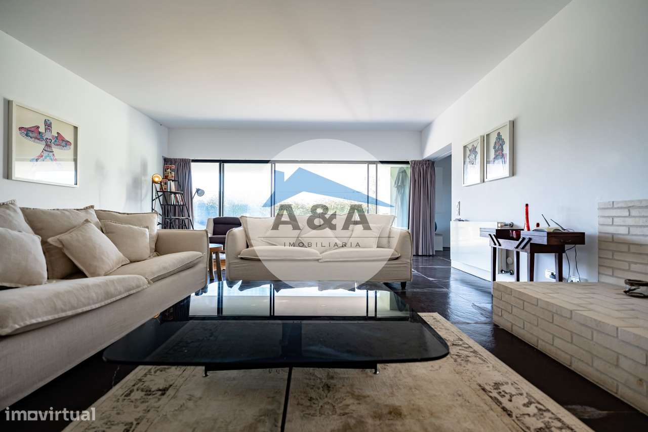 Villa Exclusiva de Arquitetura Contemporânea inserida na Natureza d...-13