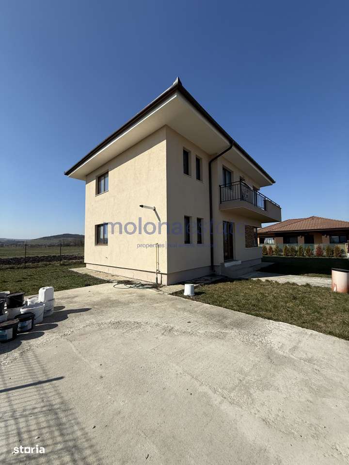Exclusivitate, Ultima casa disponibila,  3 dormitoare , 470 mp teren ,-0