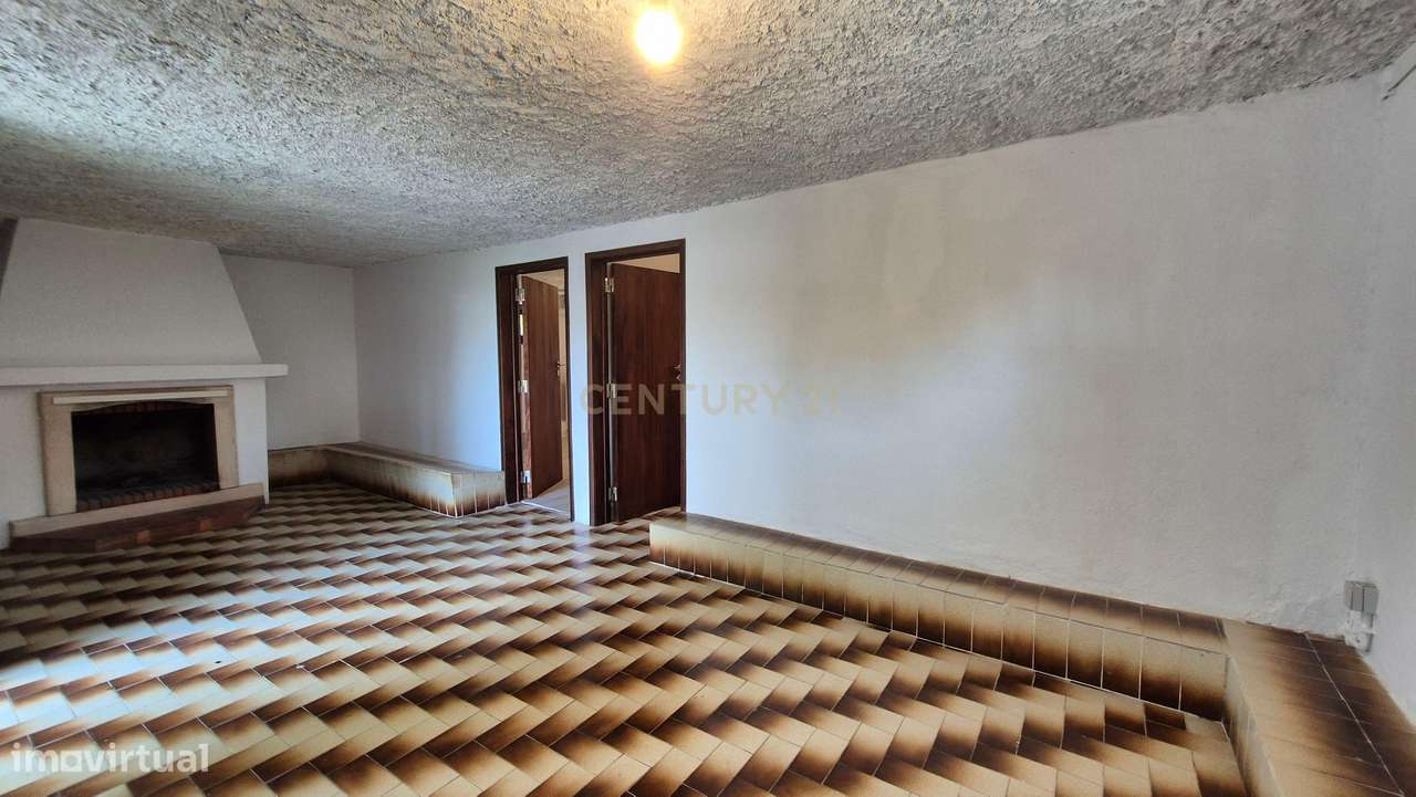 Terreno com anexo T0 perto da Lagoa de Albufeira — oportunidade única!-11