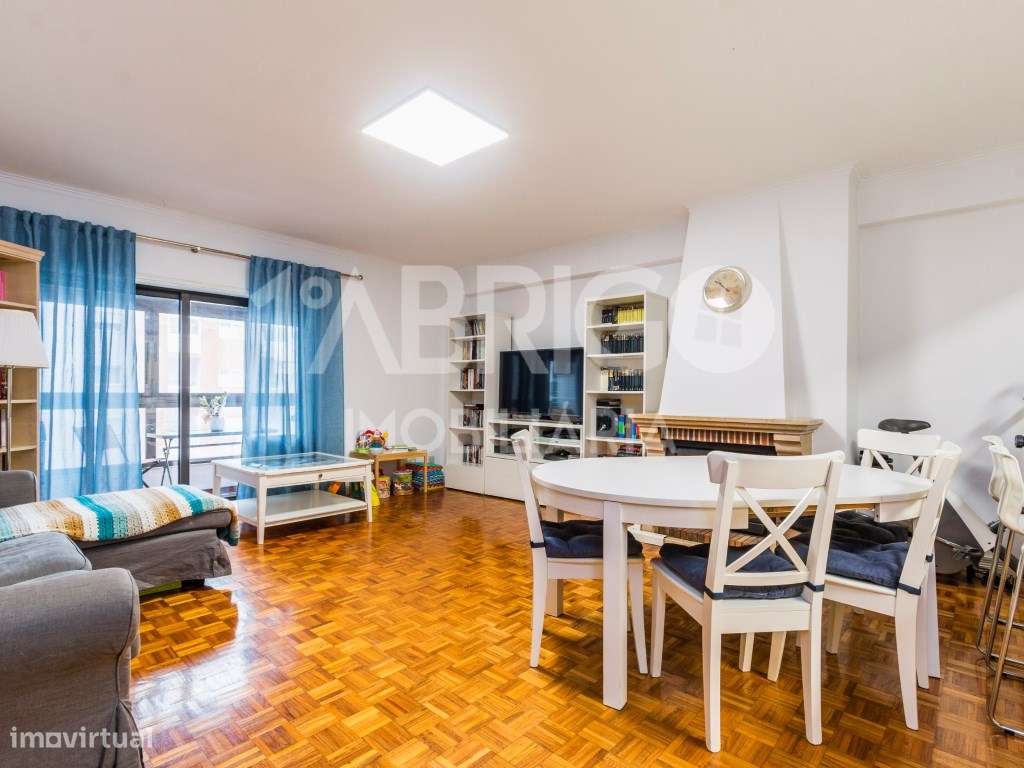 Apartamento T2 | Av. Marquês de Pombal - Grande imagem: 3/17