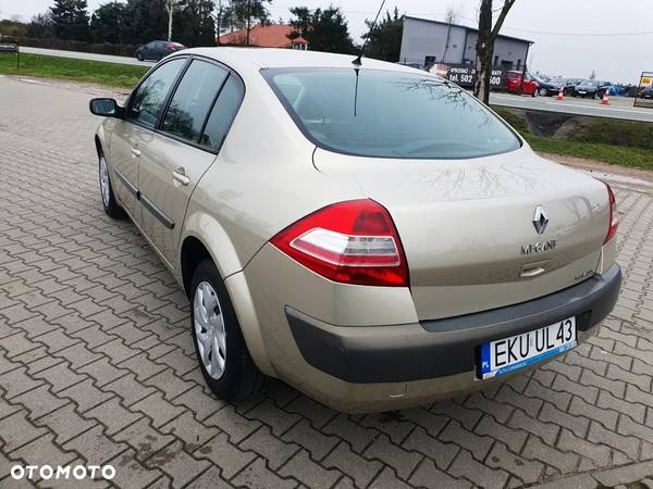 Renault Megane II 1.6 16V Confort Dynamique - 13