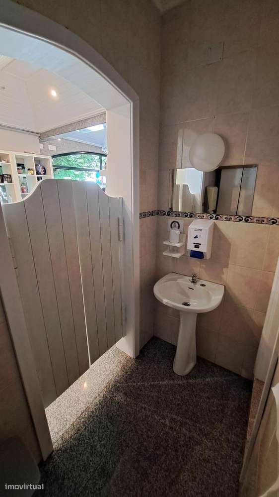 QUIOSQUE COM ESPLANADA TIPICA-28