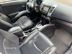 Mitsubishi Outlander 2.4 4WD CVT Intense - 17