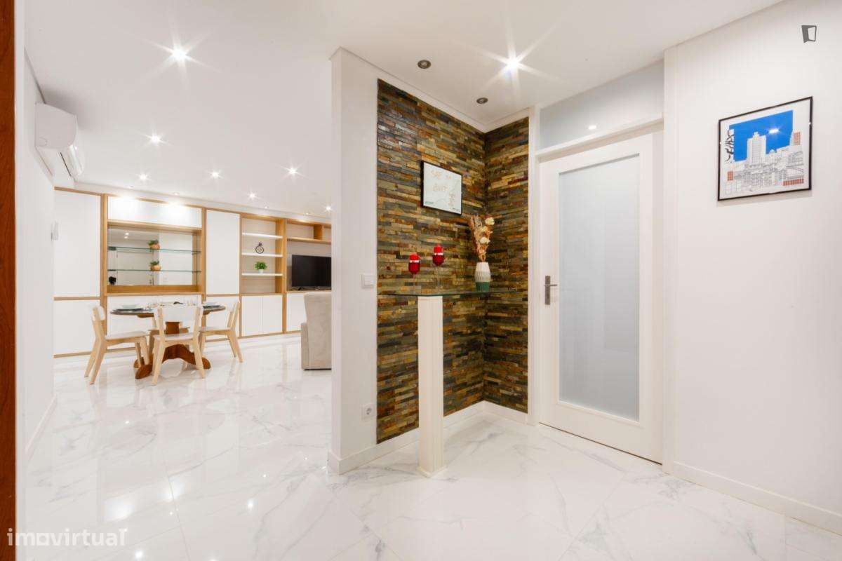 Quarto - localizado em Maia Porto - Grande imagem: 4/6