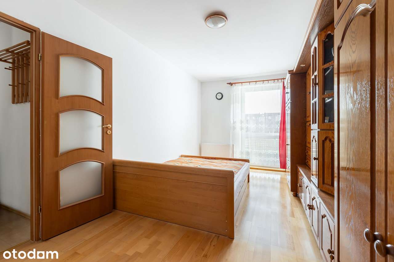 Dwa niezależne pokoje | osobna kuchnia | balkon | garaż-7