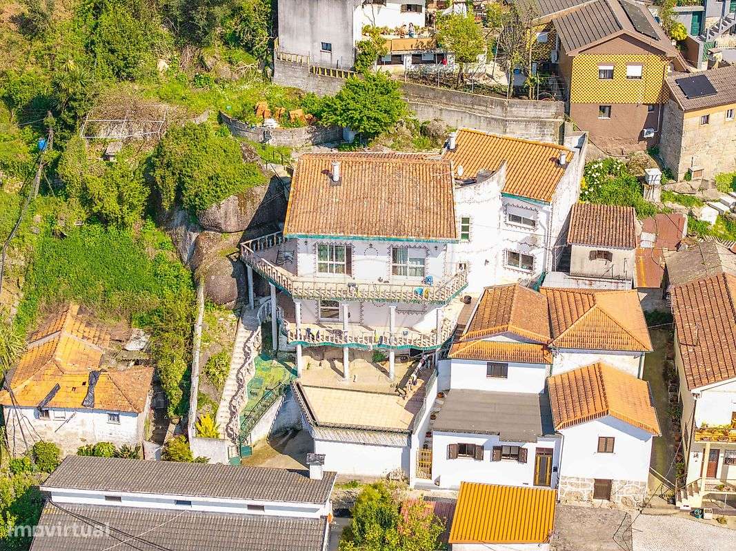 Moradia T4 para venda-16