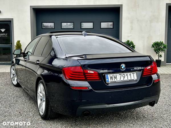 BMW Seria 5 535i xDrive - 14