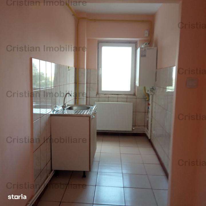 Renovata - LIBERA! Garsoniera conf. 1 DECOMANDATA etaj 3 Vidin - Imagine principală: 2/7