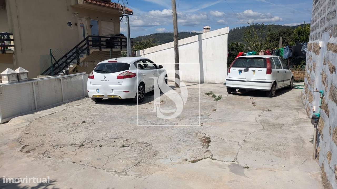 Moradia Bi-familiar - Grande imagem: 4/20