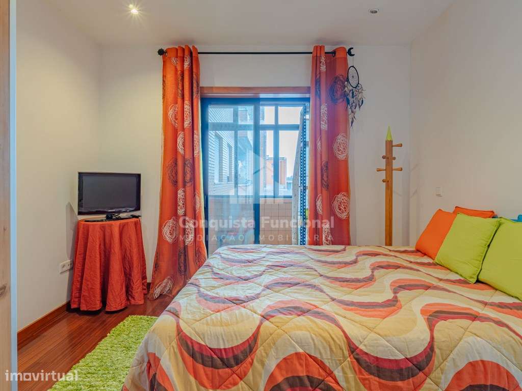 T3 com duas frentes em Ovar-Mobilado-10