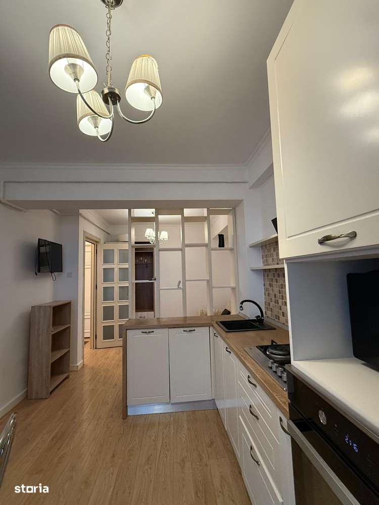 De închiriat apartament open-space -  Royal Town Copou - Imagine principală: 4/15