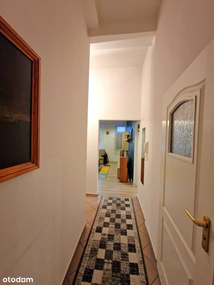 2-pokojowe mieszkanie, świetna lokalizacja, 1 piętro-9