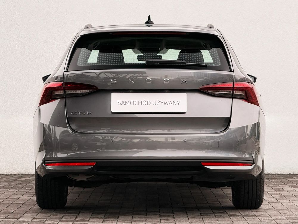 Skoda Octavia 1.5 TSI Edition 130 Essence 115 KM — zdjęcie 4