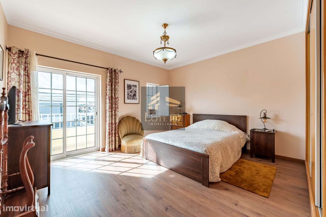 Moradia  V4  em Arrentela , Seixal - Grande imagem: 4/50