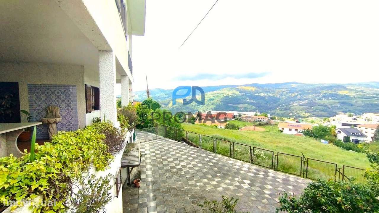 Encantadora Moradia Isolada em Resende-16