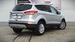 Ford Kuga 2.0 TDCi 2x4 Titanium - 3