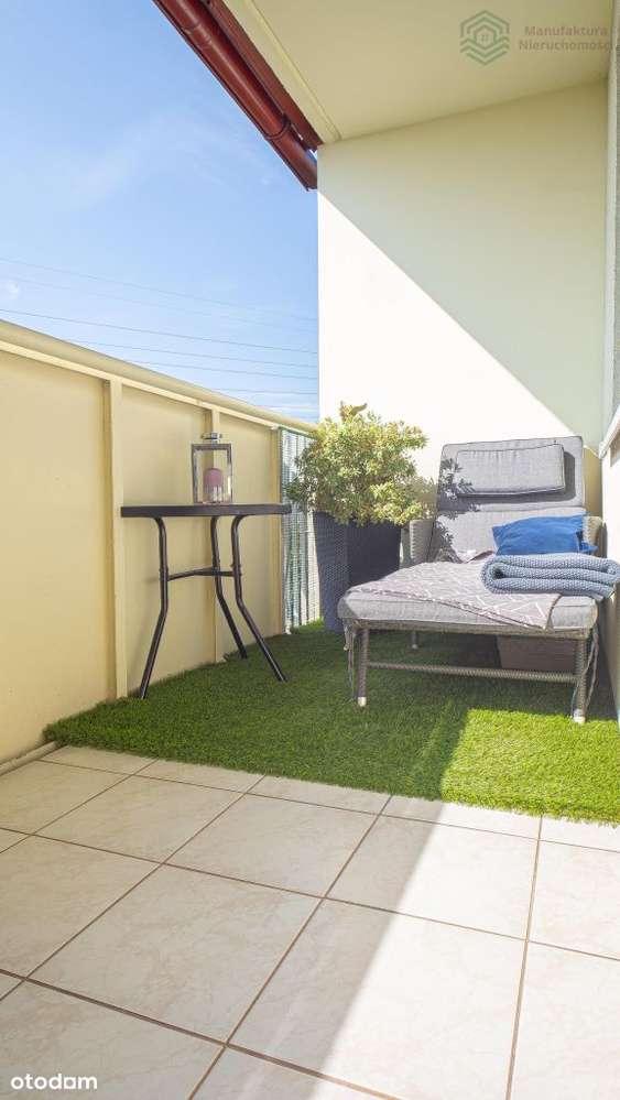 Duże mieszkanie z balkonem i piwnicą -Kolonia Gosł-13