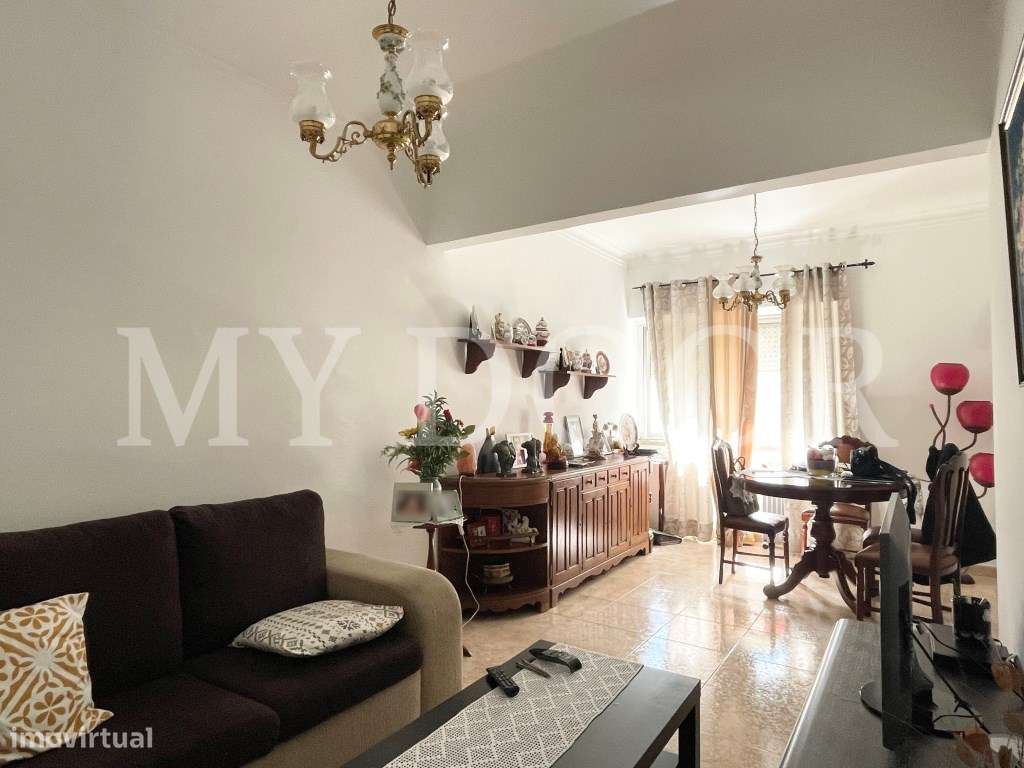 Apartamento T2 em Moscavide - 2º Andar - Ótimas Áreas - Grande imagem: 2/43