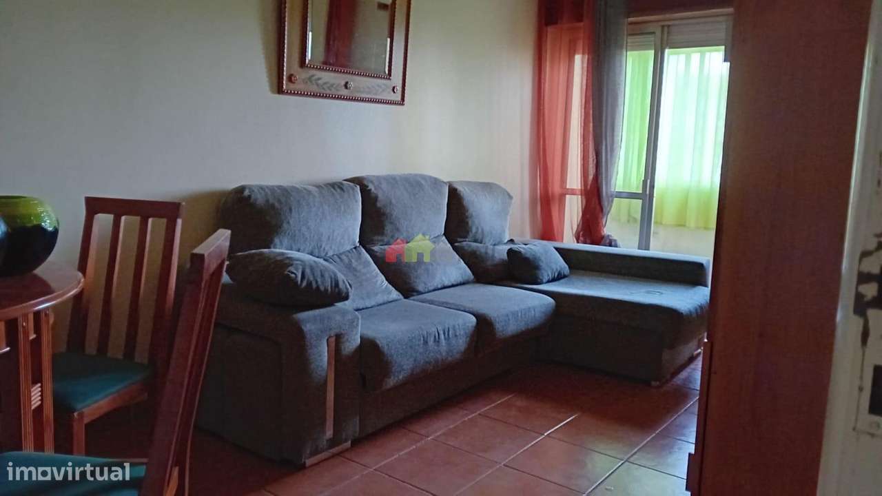 Apartamento T3 no Bairro Afonso Costa - Setúbal-2