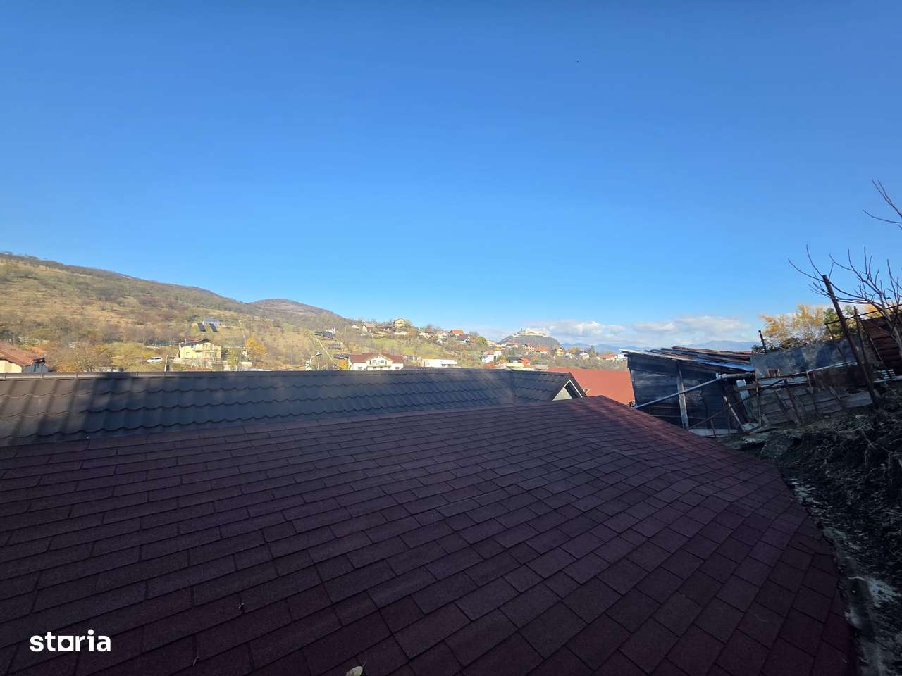 Casă renovată priveliște superbă către Cetatea Devei – Str. Călugăreni-12