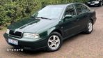 Skoda Octavia 1.6 GLX - 7