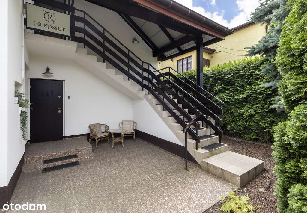 Dom wolnostojący, 250m2, garaż, 4 m.postojowe-19