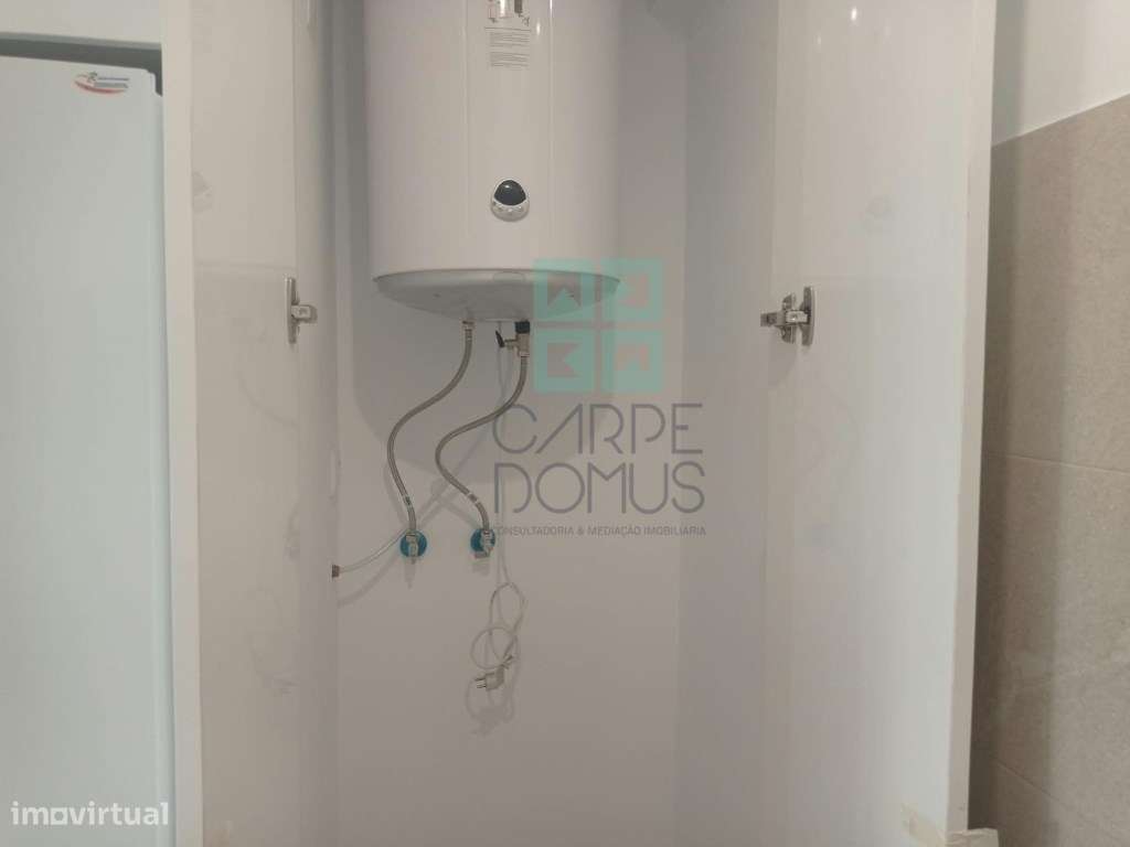 Apartamento T2, totalmente remodelado, Casal de São Brás - Amadora-5
