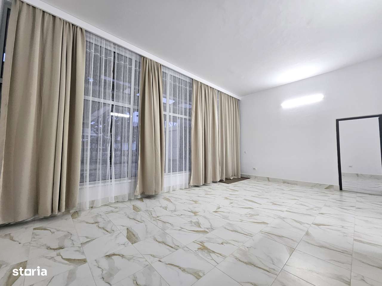 Proprietate deosebita / apartament 4 camere / Neptun / comision 0% - Imagine principală: 5/14